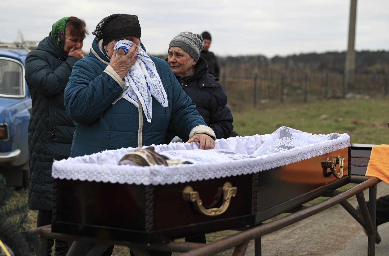 Buça’da sivillerin defin işlemleri devam ediyor 2