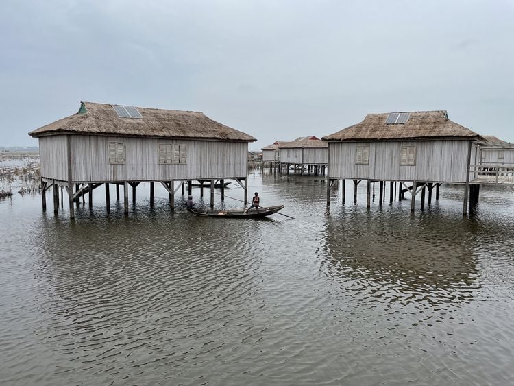 Afrika'da kölelikten kaçanların su üstünde kurduğu köy: Ganvie 8