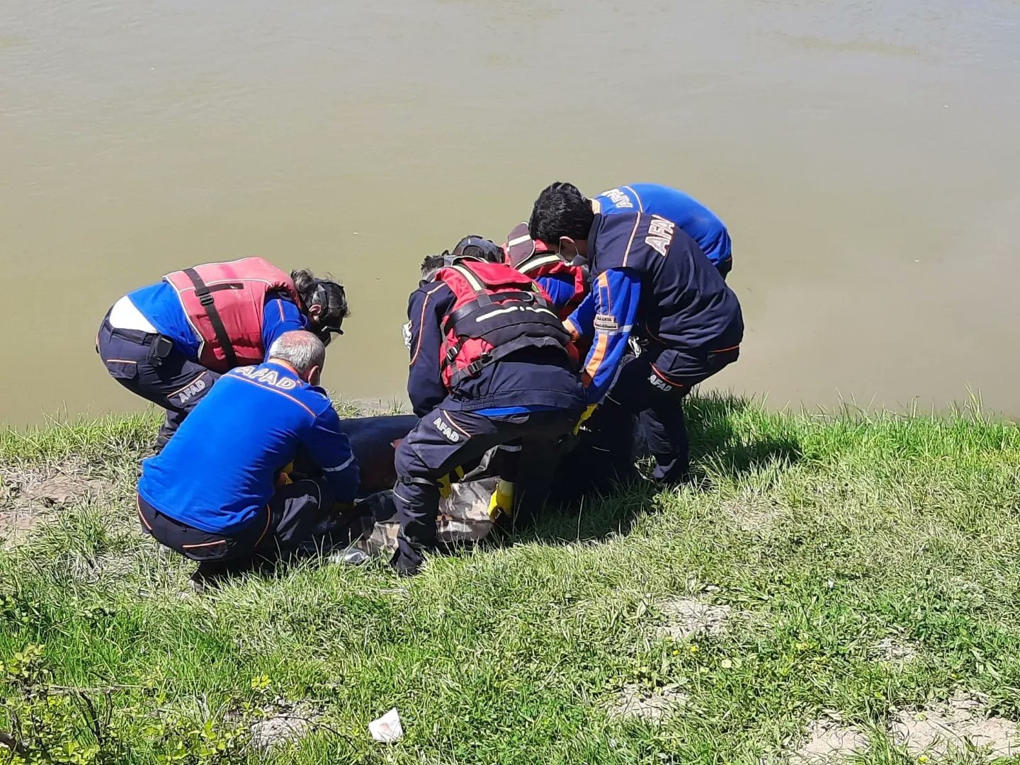 Girdiği nehirden 71 gün sonra cesedi çıktı 5