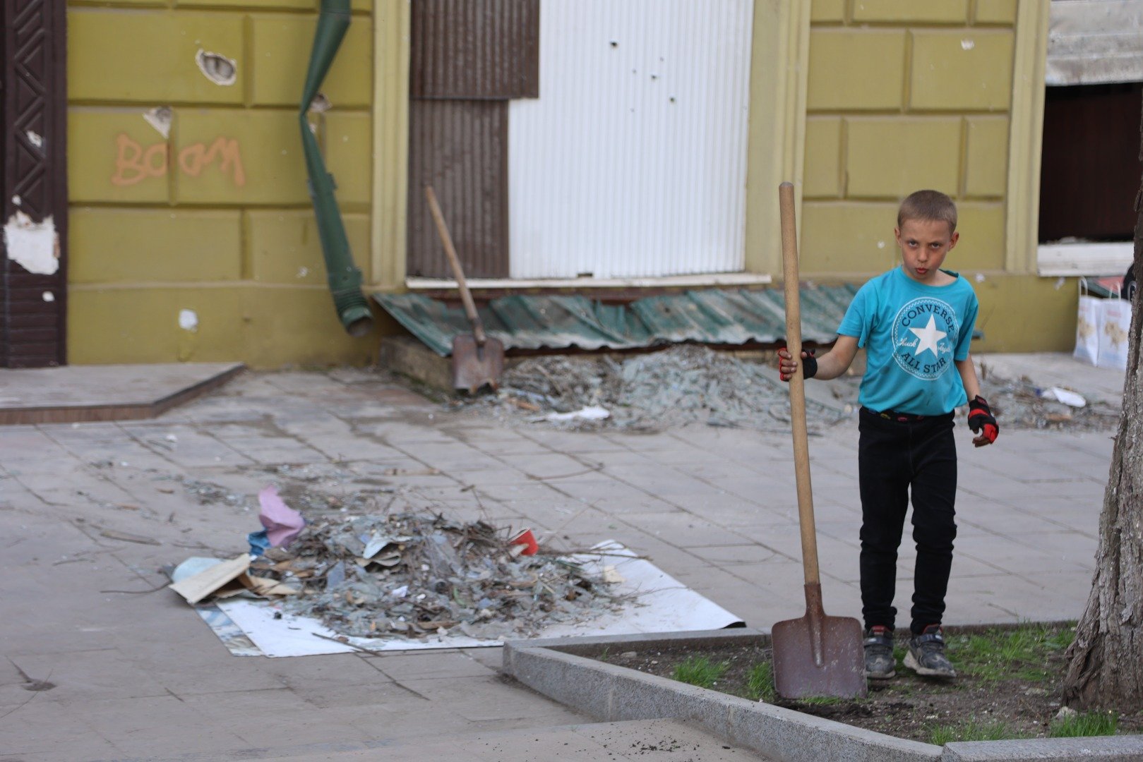 Kuşatma altındaki Mariupol'den insan manzaraları 8