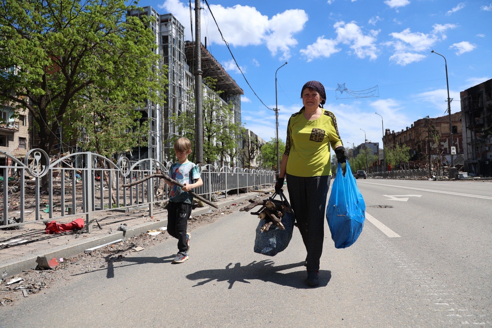 Kuşatma altındaki Mariupol'den insan manzaraları 20