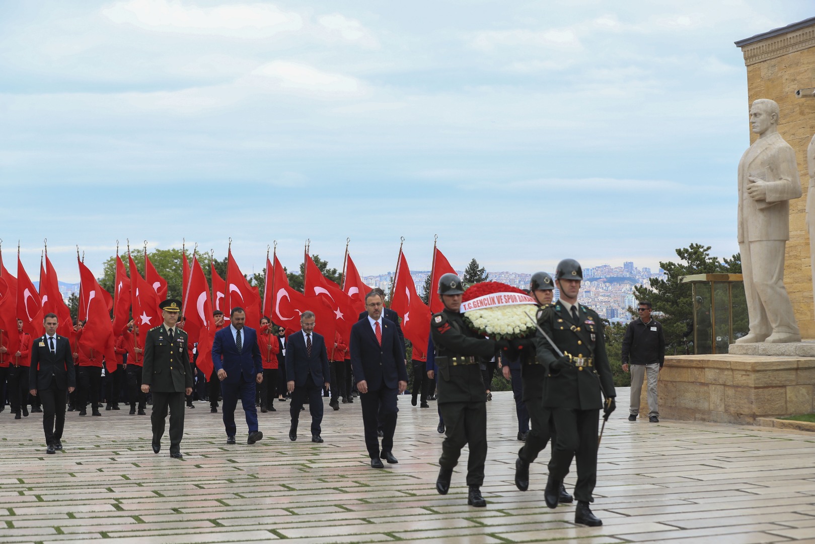 Milli sporcularımız Atatürk'ün huzuruna çıktı 23