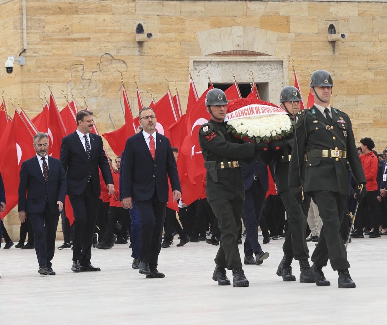 Milli sporcularımız Atatürk'ün huzuruna çıktı 17