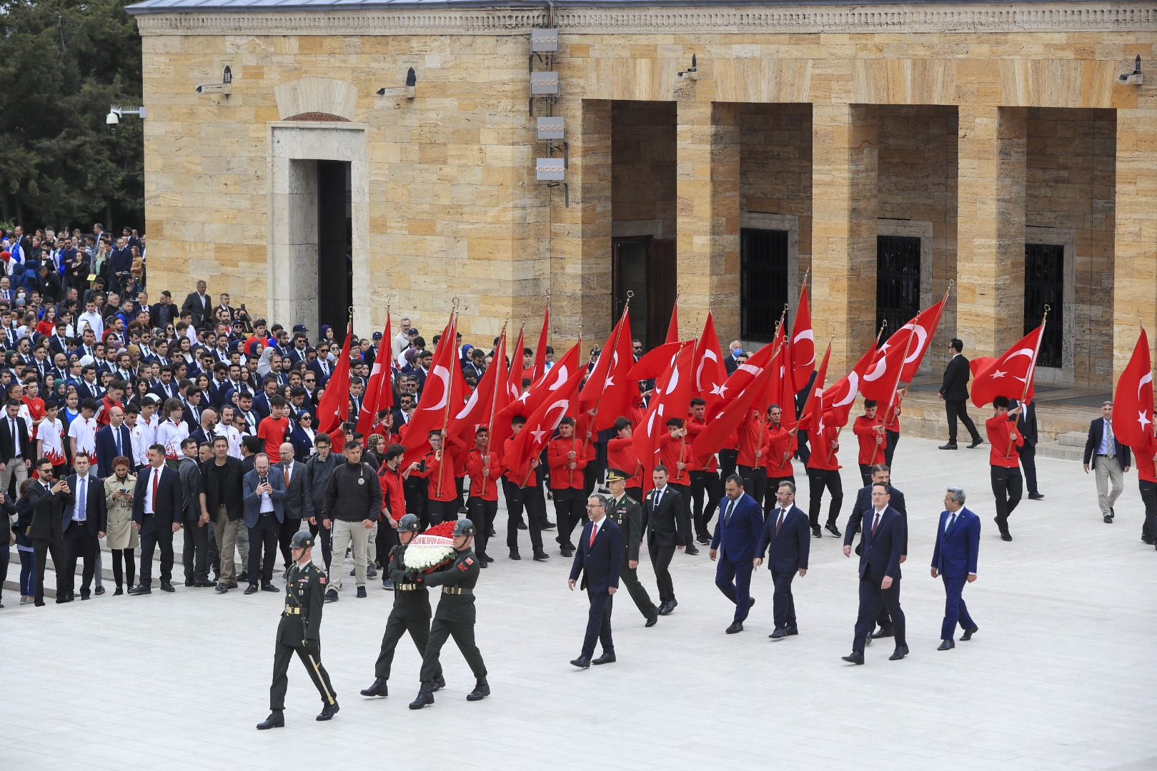 Milli sporcularımız Atatürk'ün huzuruna çıktı 16