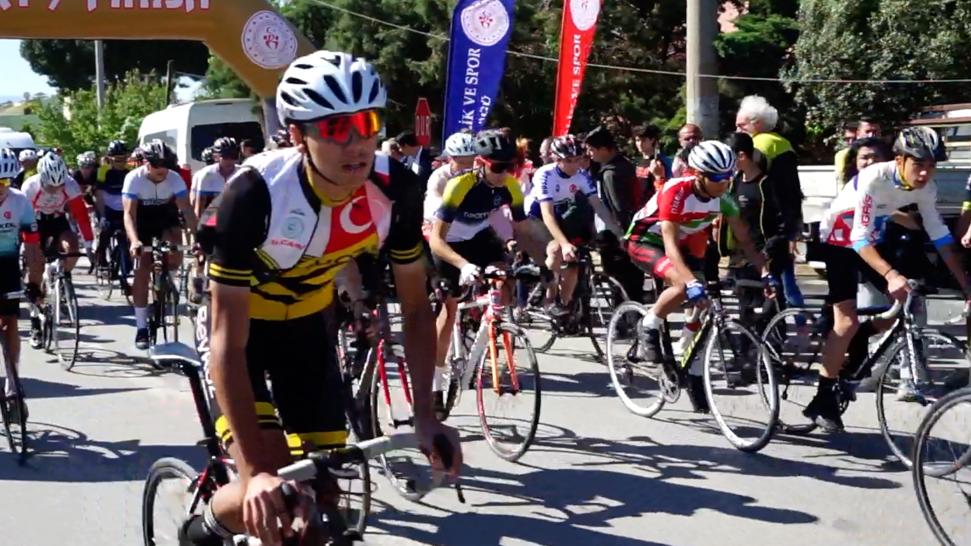Balıkesir'de "Gençler ve Yıldızlar Türkiye Bisiklet Şampiyonası" heyecanı 6