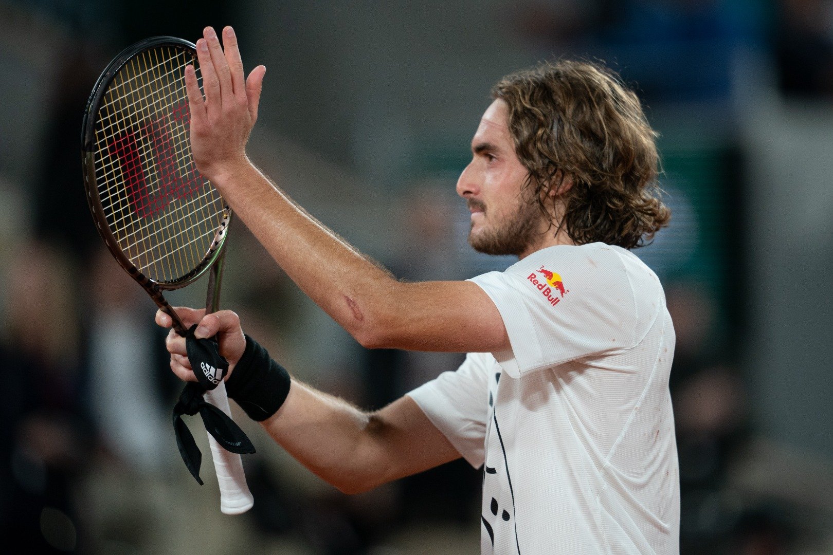 Nefesleri kesen maçta gülen taraf Tsitsipas oldu 9