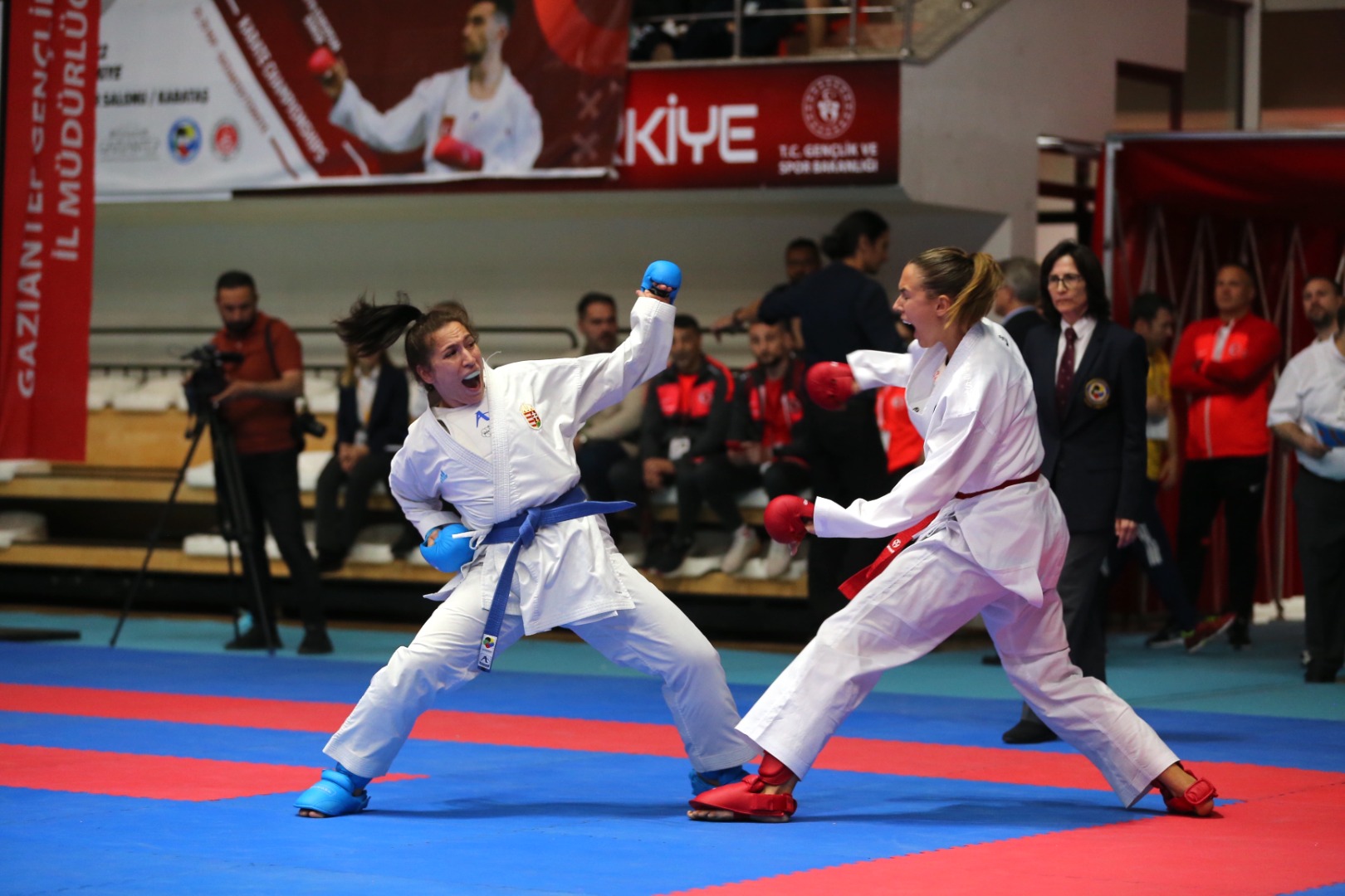 Gaziantep'te karate heyecanı 13