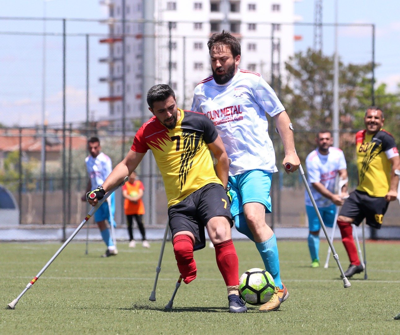 Ampute Futbol Süper Ligi'nde dev mücadele 8