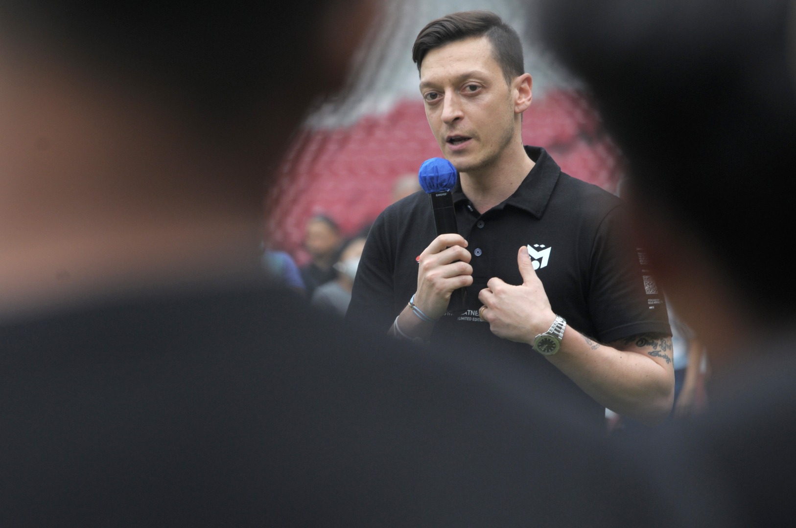 Mesut Özil Endonezya'da 8