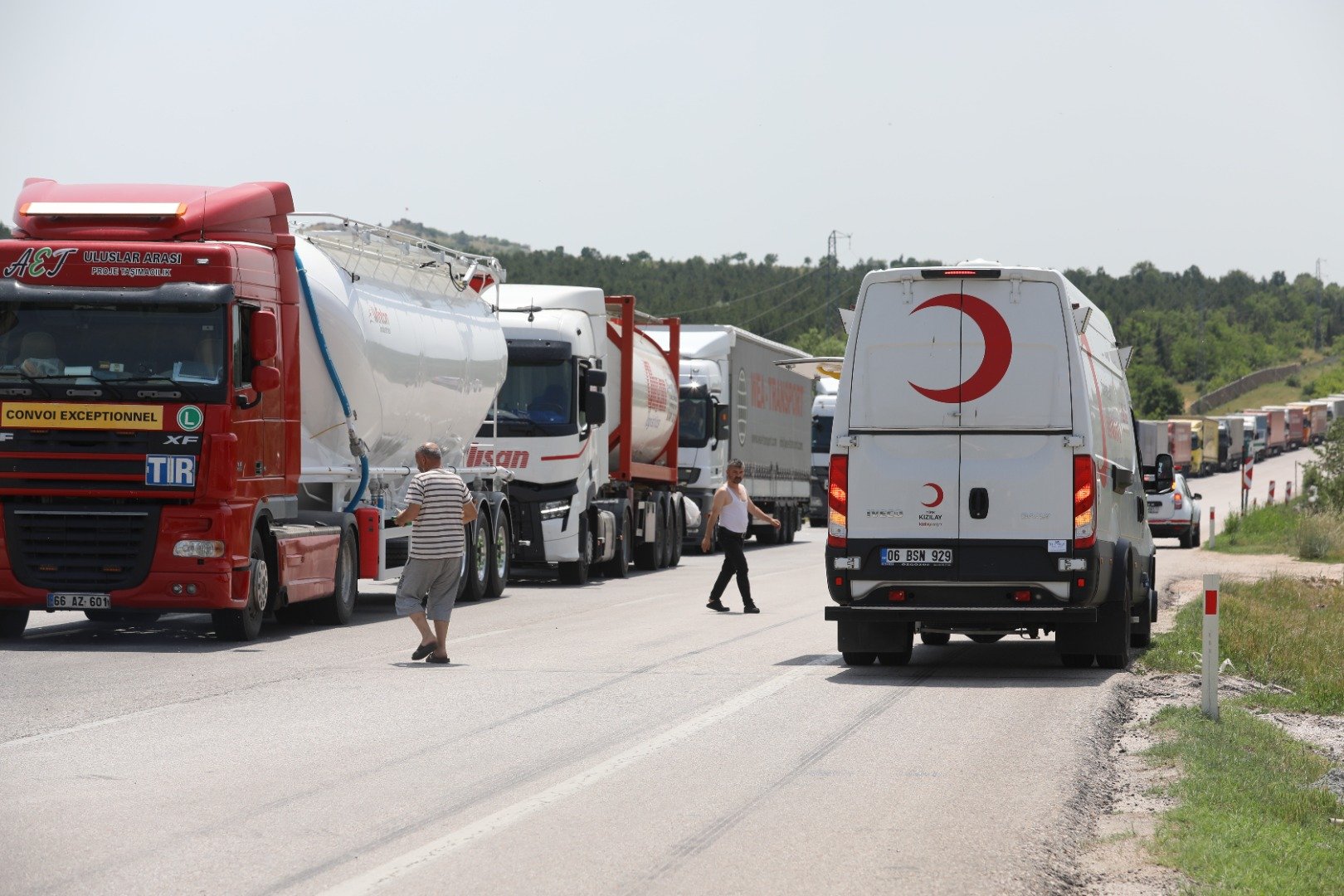 Bulgaristan sınırındaki tır kuyruğu 40 kilometreyi buldu 8