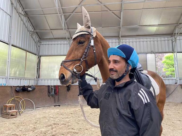 Attan düşüp gözlerini kaybeden jokey, paralimpik olimpiyatlarına hazırlanıyor 2