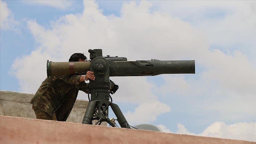 PKK’lıların elindeki ABD yapımı TOW tanksavarlar, objektiflere yansıdı 3