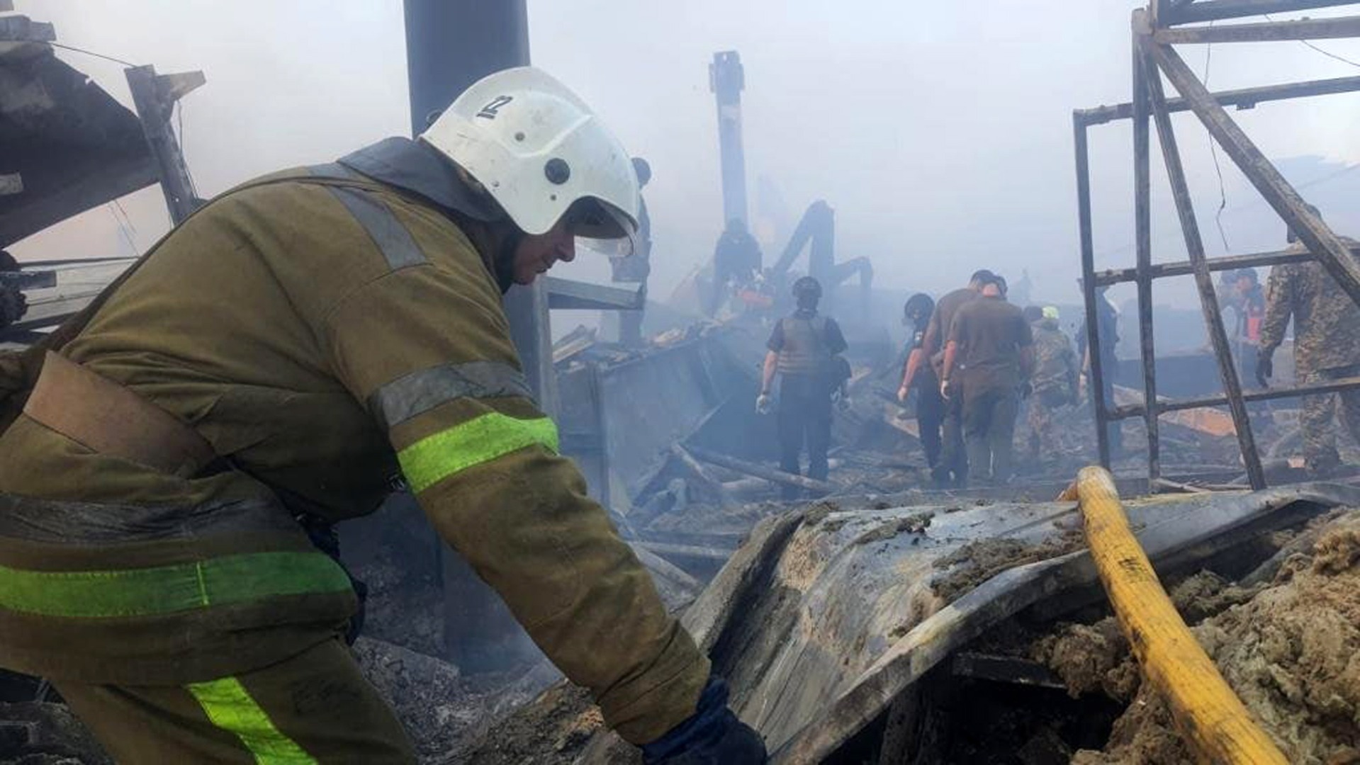 Rusya’nın Ukrayna’daki AVM’ye düzenlediği saldırıda can kaybı 10’a yükseldi 11