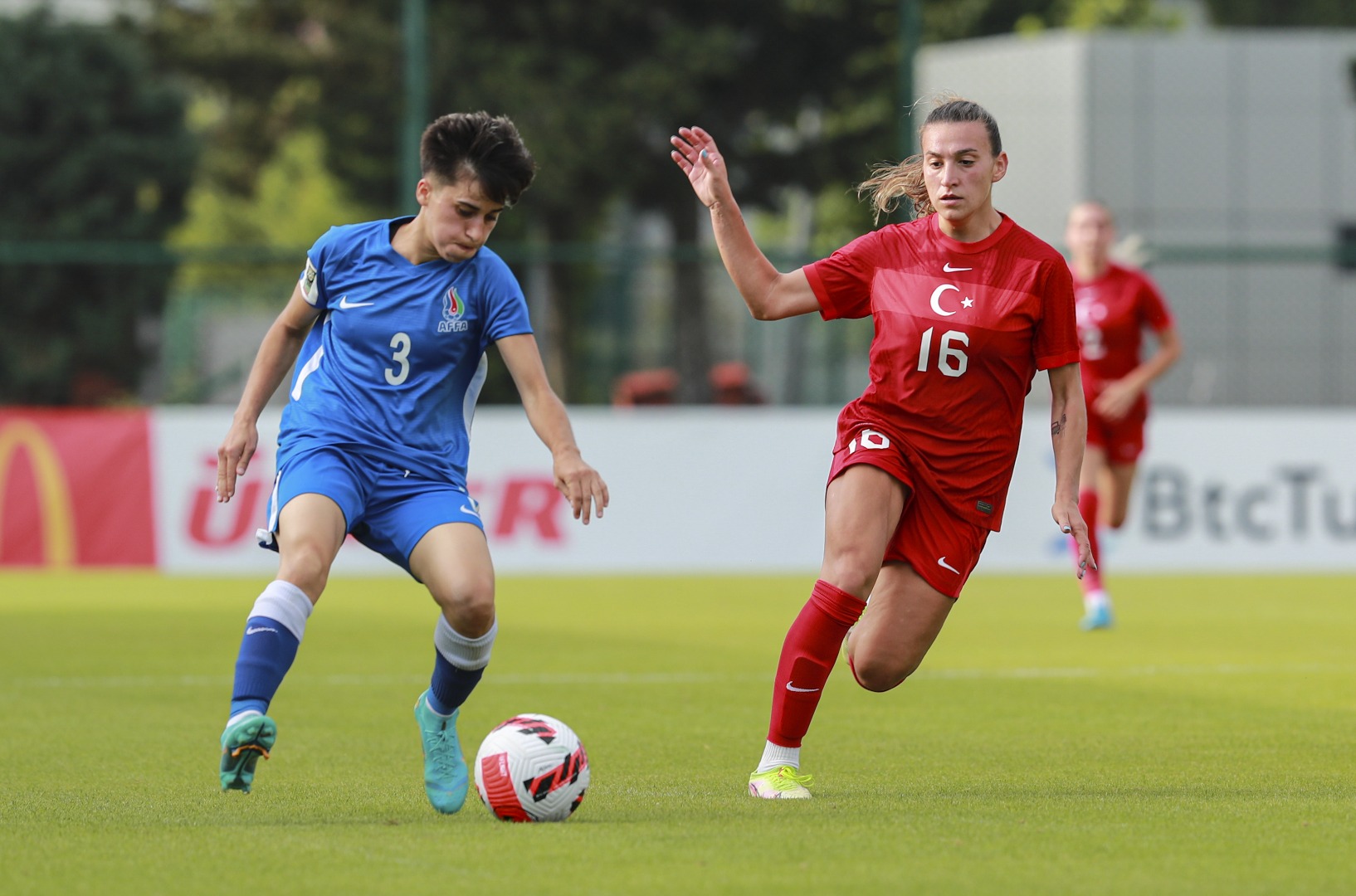 A Milli Kadın Futbol Takımı Azerbaycan'la berabere kaldı 9