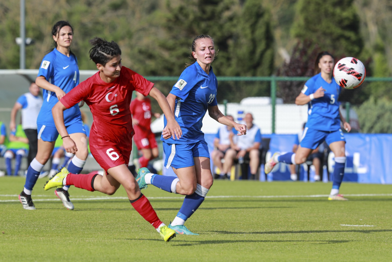 A Milli Kadın Futbol Takımı Azerbaycan'la berabere kaldı 3