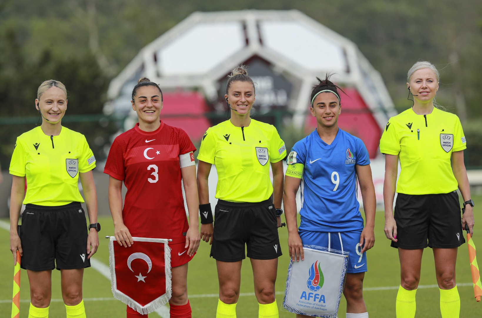 A Milli Kadın Futbol Takımı Azerbaycan'la berabere kaldı 2