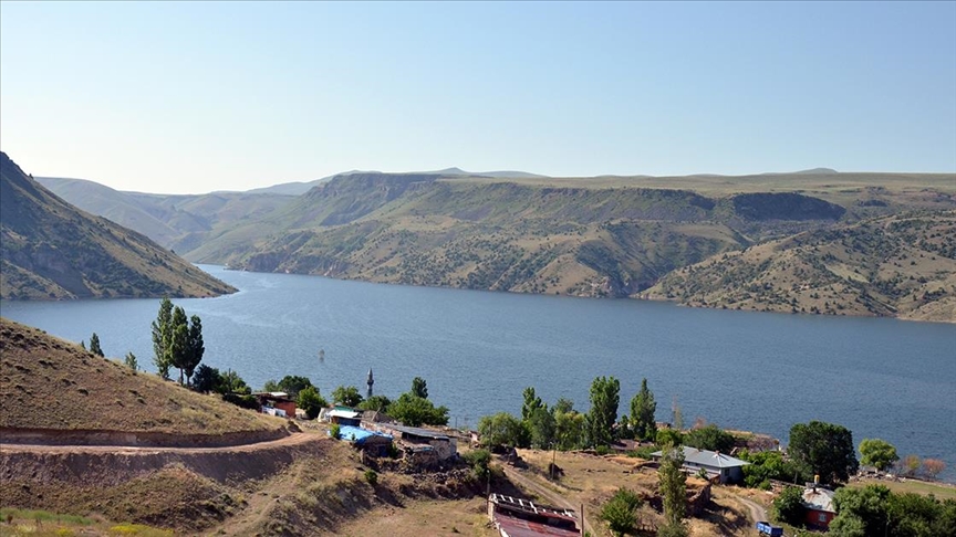 Karakurt HES Barajı'nda su seviyesi yükseldi 1