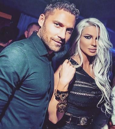 Bir zamanlar Beşiktaş'ta forma giyen Dusco Tosic ile eşi Jelena Karleusa  14 yıllık evliliklerini bitirdiler 12