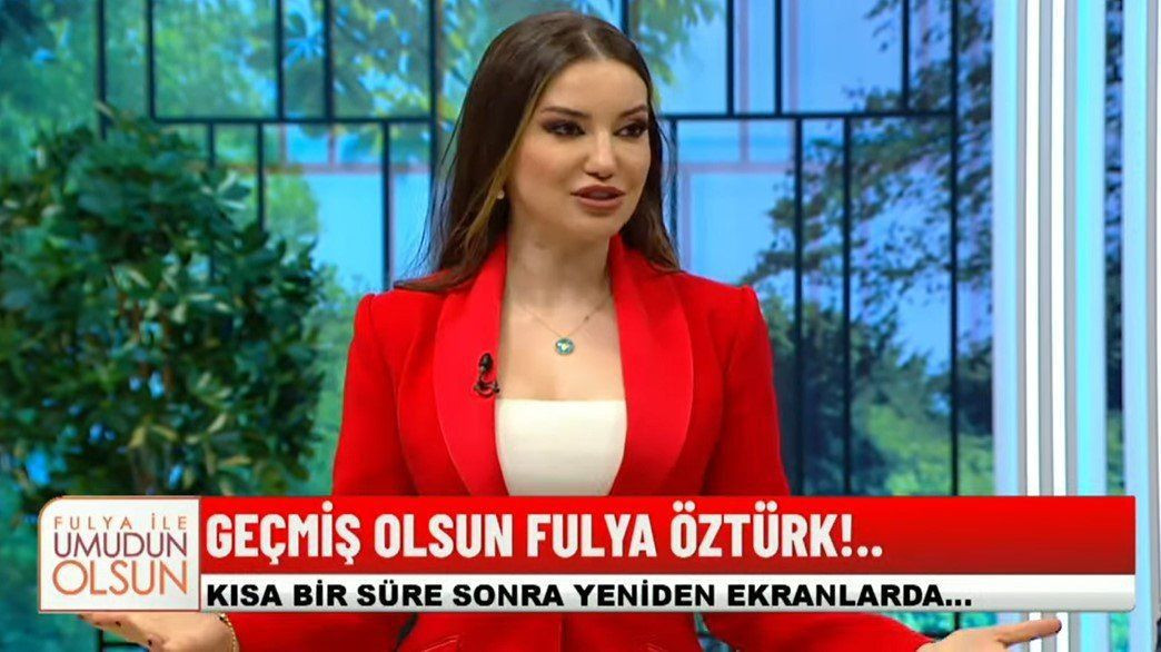FOX TV'den ayrılmıştı. Dişi Savaş Ay Fulya Öztürk transferi patlattı 7