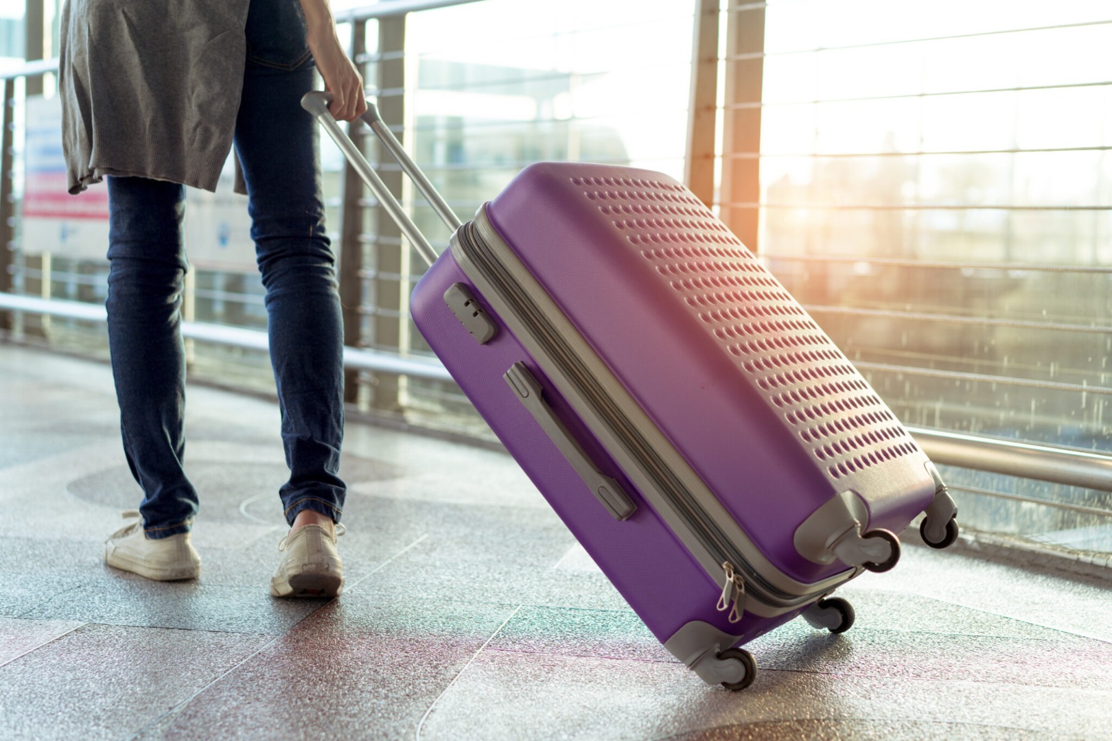 Almanya'da havalimanı yetkililerinden renkli valiz çağrısı. Sosyal medya yıkıldı 13