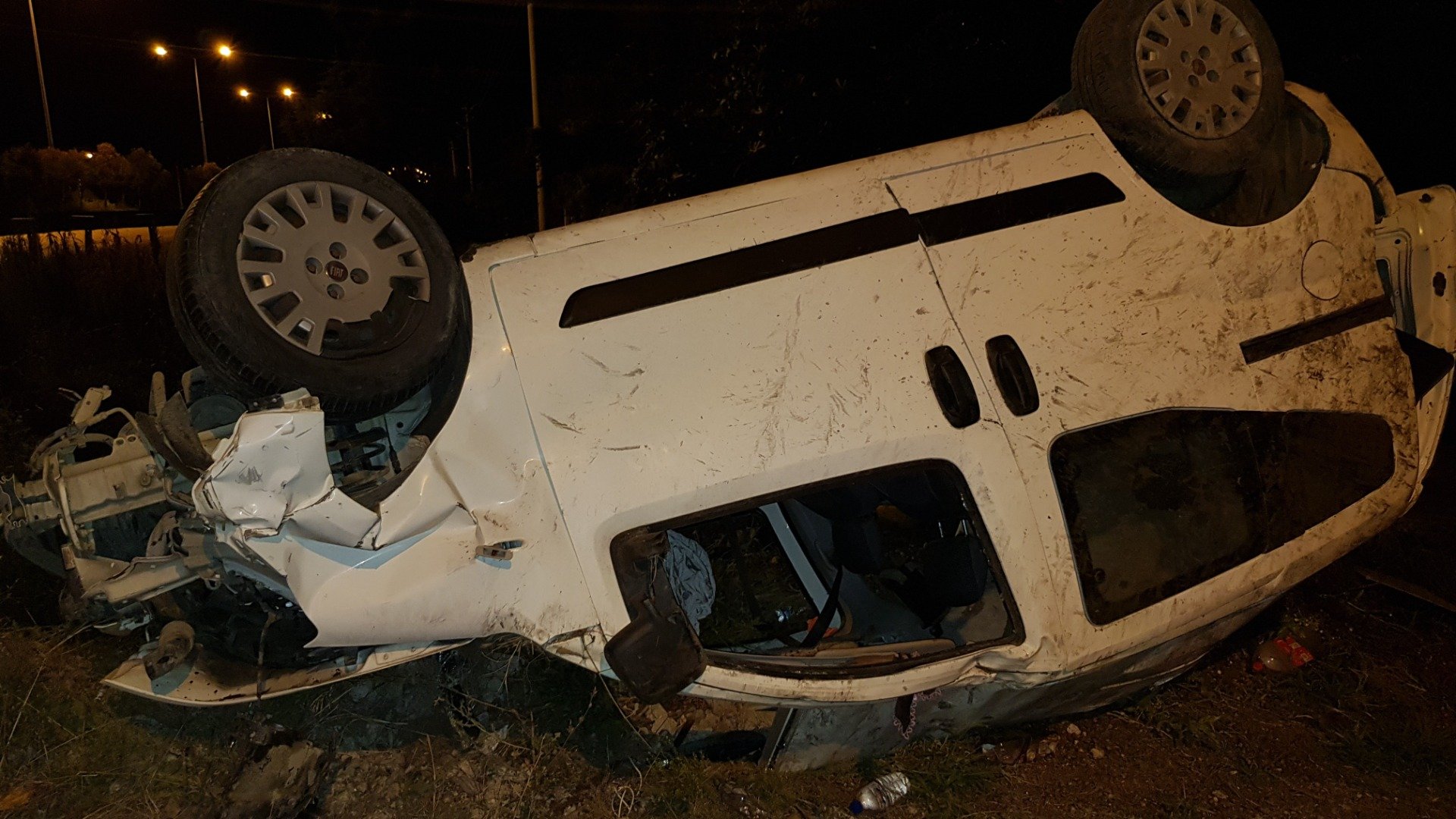Samsun'da hafif ticari araç takla attı: 2 ölü, 3 yaralı 2