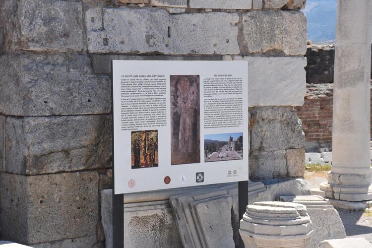 Ayasuluk Tepesi’nde yeni iskeletler bulundu! Bizans dönemine ait, üst üste gömülmüş… 12
