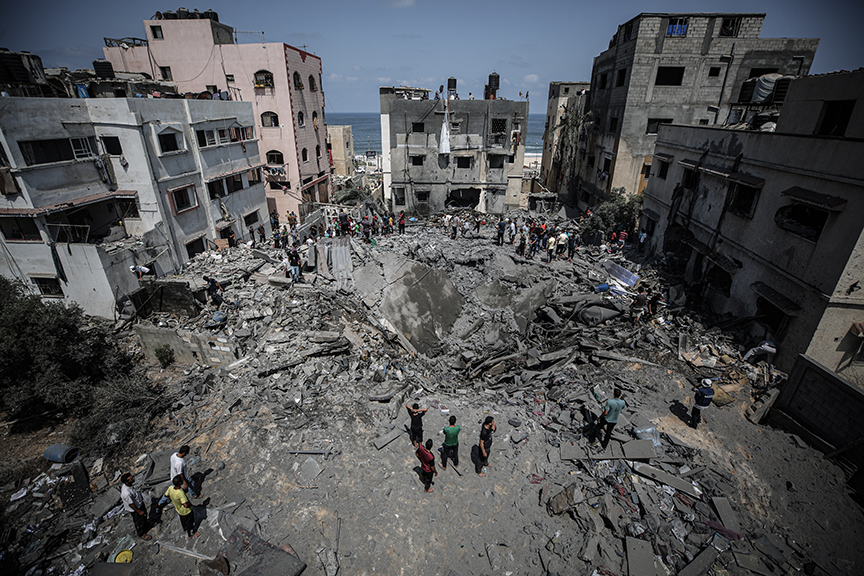 İsrail'in Gazze saldırılarının bilançosu üçüncü günde artıyor 6