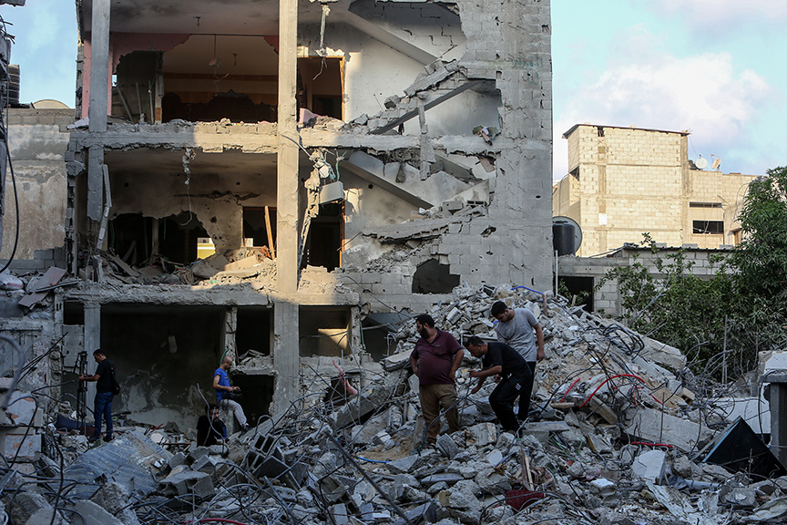 İsrail'in Gazze saldırılarının bilançosu üçüncü günde artıyor 4
