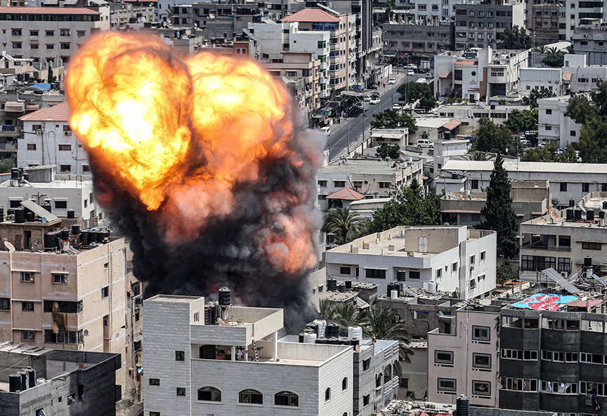 İsrail'in Gazze saldırılarının bilançosu üçüncü günde artıyor 5