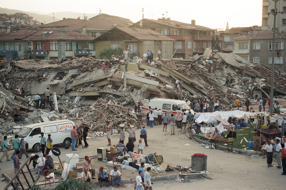 Asrın felaketi 17 Ağustos Marmara Depremi'nin 23. yılı. Acılar ilk günkü gibi 3