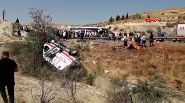 Gaziantep’teki kazada hayatını kaybeden gazetecilerden geriye bu fotoğraflar kaldı 11