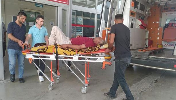 Hani sağlıkta çağ atlanmıştı. Ambulans verilmeyince hasta çekiciyle hastaneye götürüldü 15