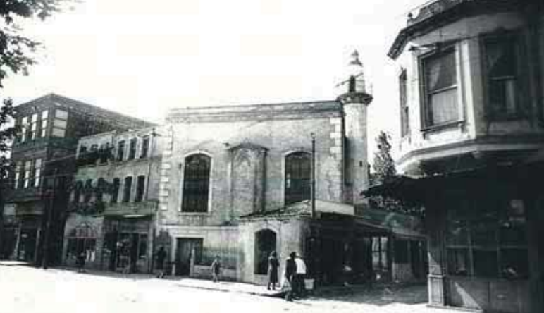 Tarihçi Ümit Doğan Adnan Menderes döneminde satılan camilerin belgelerini yayınladı 9