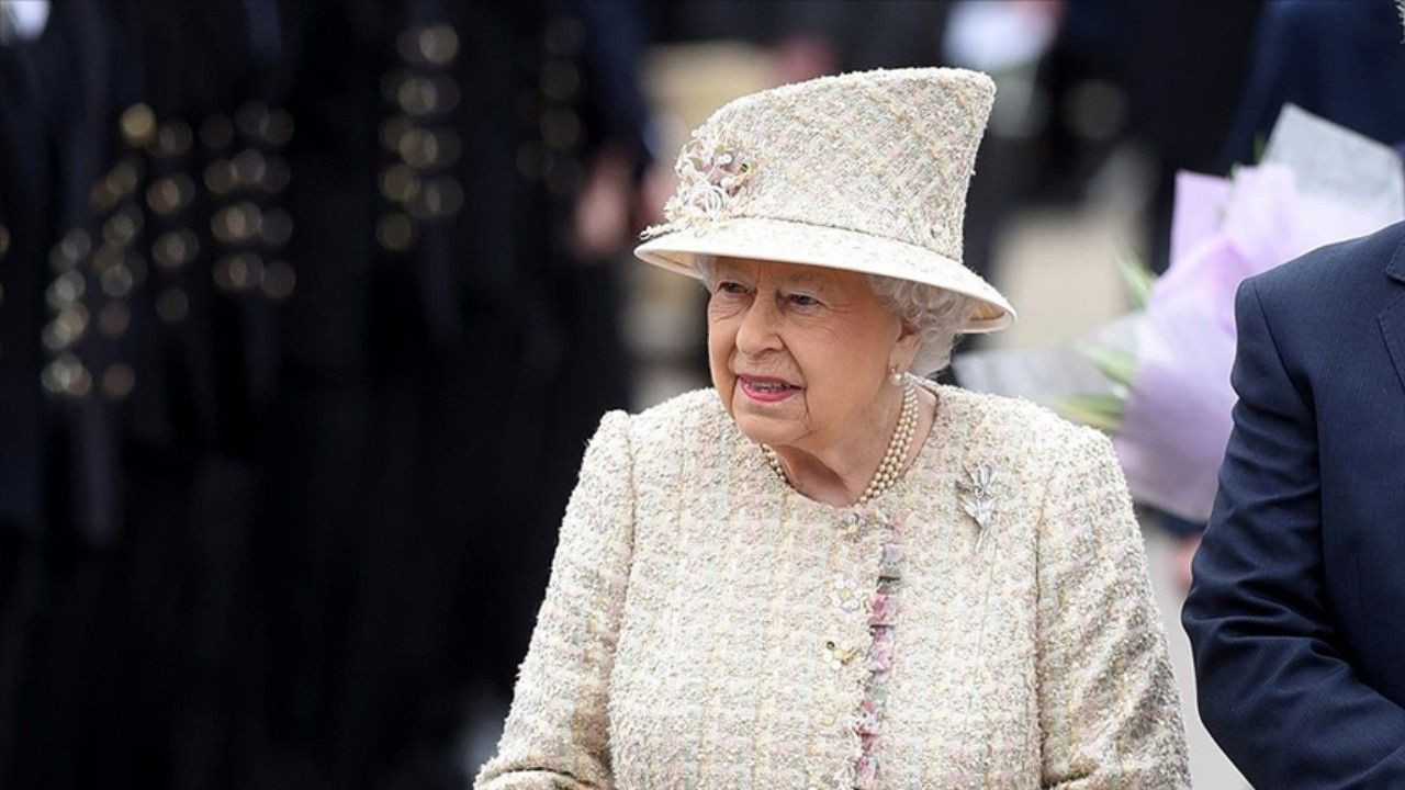 Kraliçe Elizabeth’in ölüm tarihini bilen hesap Kral Charles için de tarih verdi 25