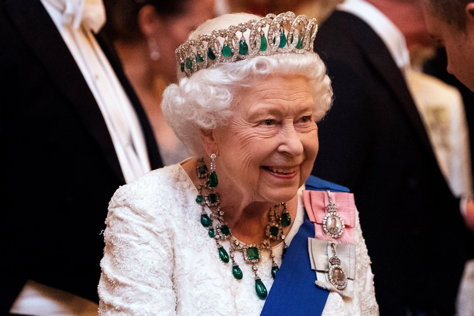 Kraliçe Elizabeth’in ölüm tarihini bilen hesap Kral Charles için de tarih verdi 53