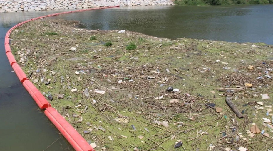 Türkiye'nin ünlü nehri "çöp nehir" oldu. Artık çöpten su bile gözükmüyor 7