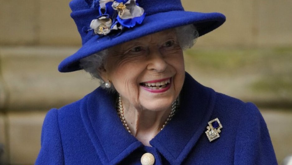 Unutulmaz espiriyi yine sosyal medya patlattı. TÜİK Kraliçe Elizabeth genç yaşta hayatını kaybetti 1