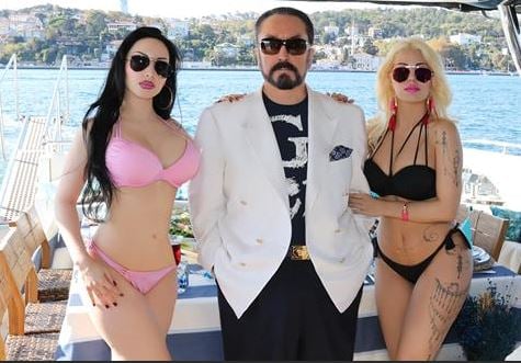 Adnan Oktar'ın kediciklerinden Müge Öğütçü kendisine neler yapıldığını açıkladı 30