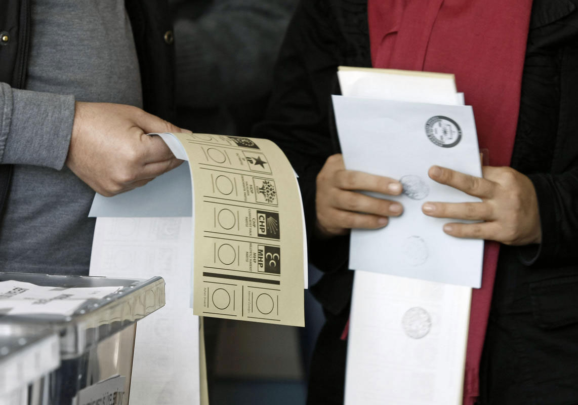 Erdoğan'ın oylarındaki son durum son ankette ortaya çıktı 9