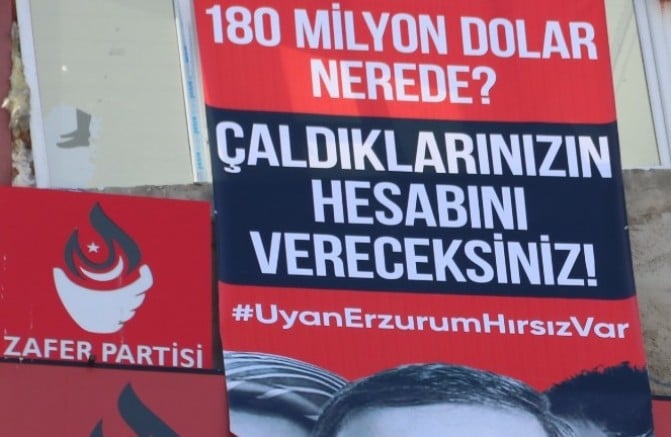 Yerli ve Milli Escobar pankartından sonra. Haftanın en güzel pankartını Erzurumlular astı. Gören herkesin aklına aynı isimler geldi 3