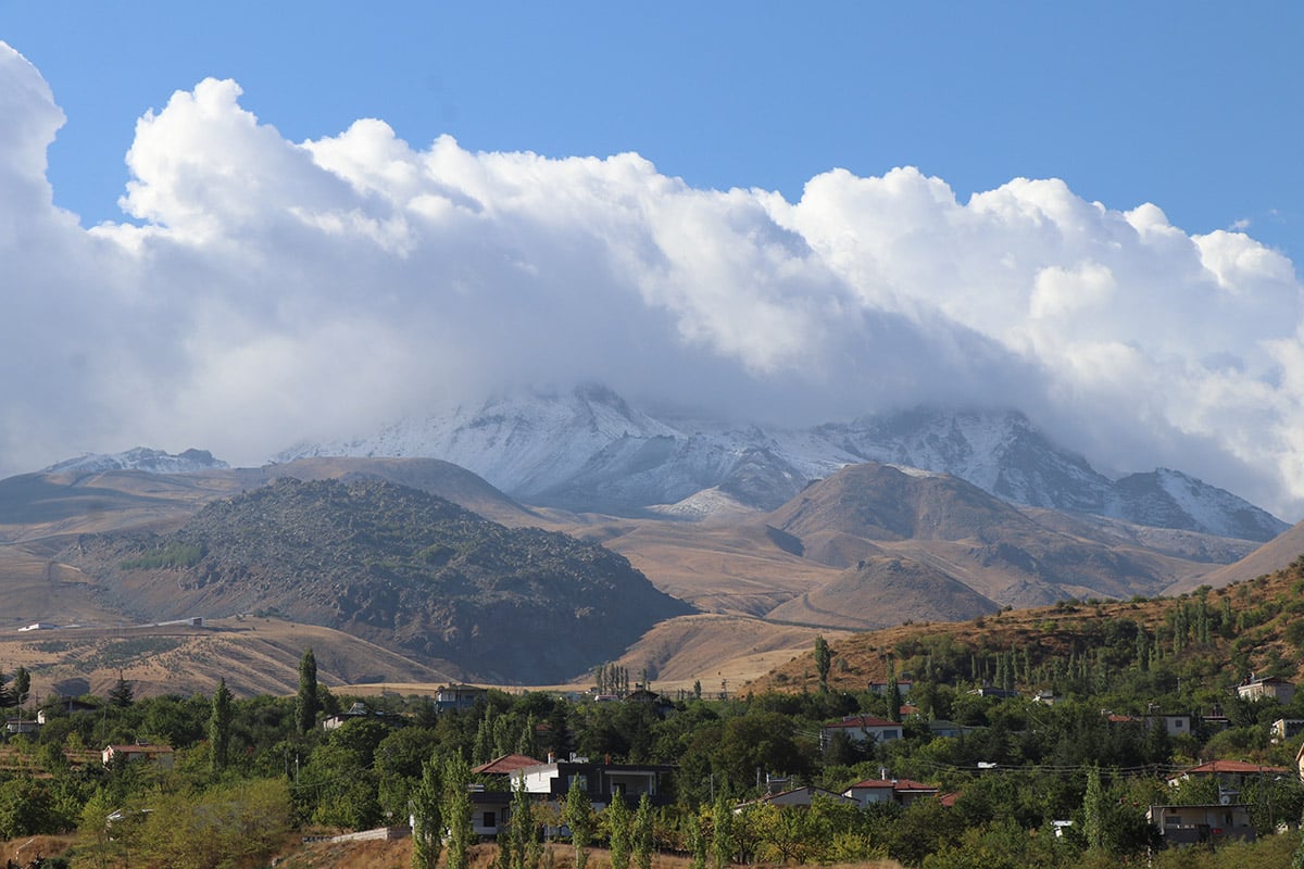 Erciyes Dağı'na mevsimin ilk karı düştü 9