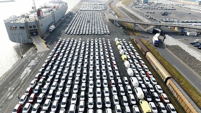 En çok satan araçlar belli oldu. İthal araçta Volkswagen, yerli üretimde Fiat 11