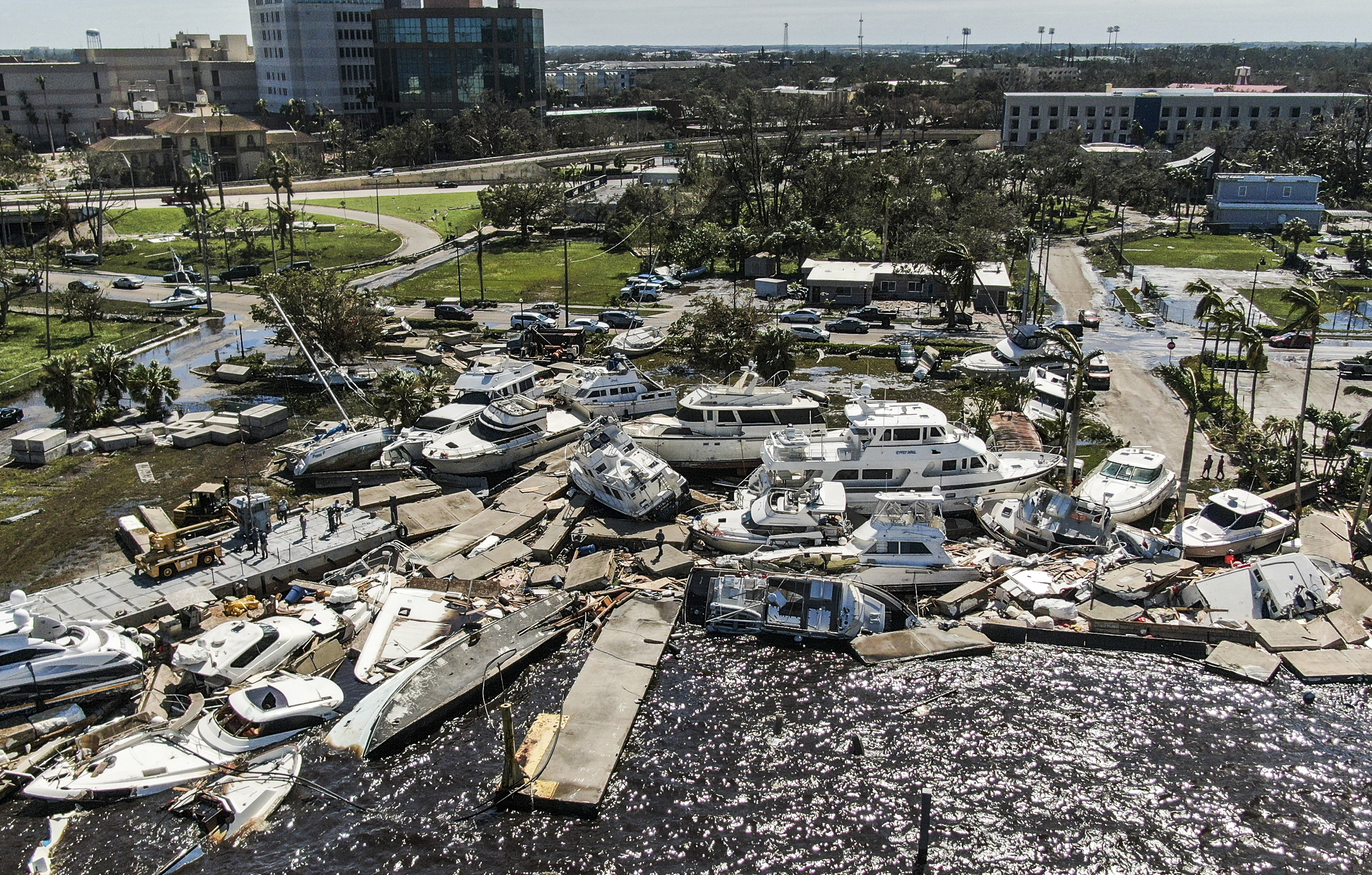 Ian Kasırgası’nın Florida’da neden olduğu tahribat gün yüzüne çıktı 15