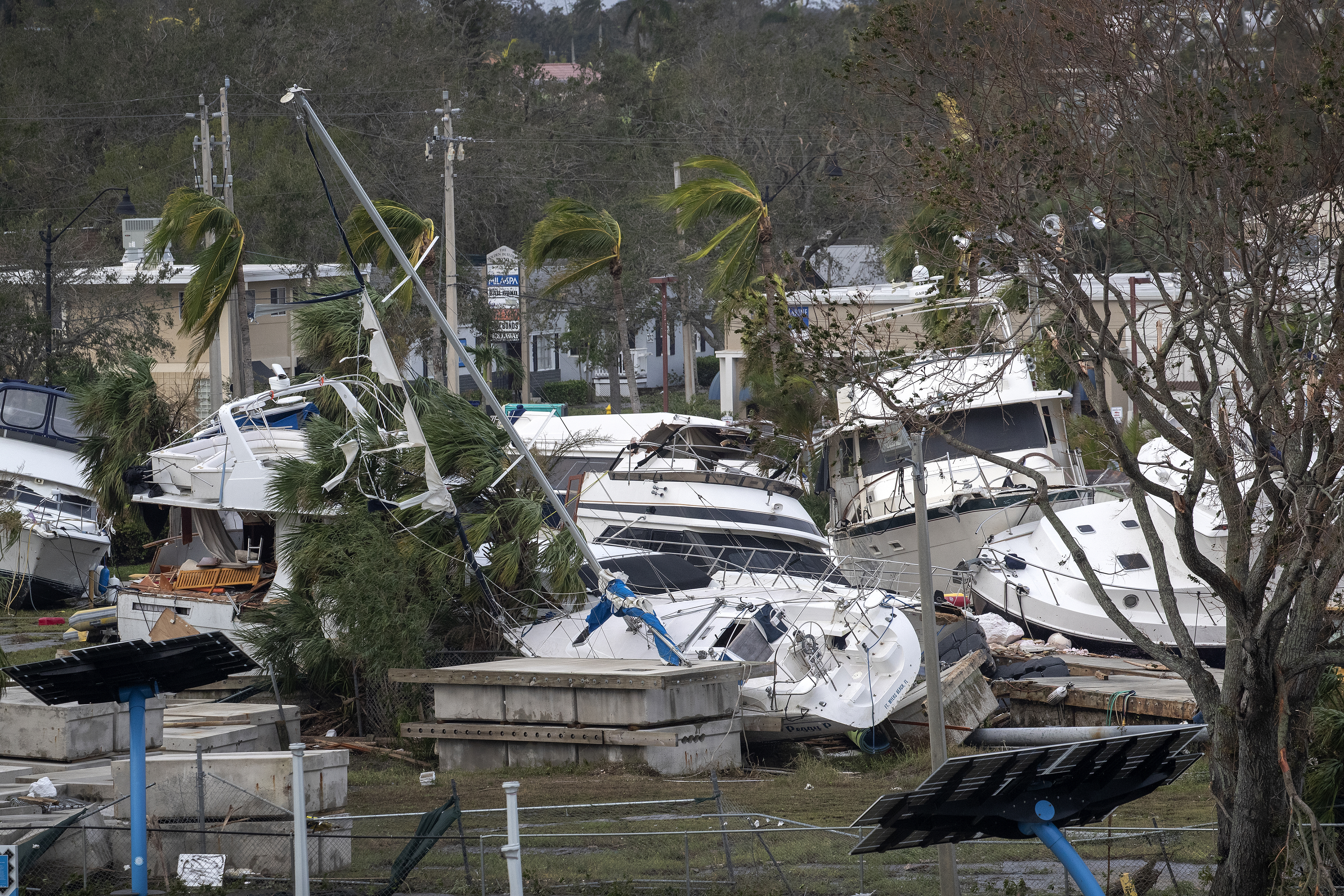 Ian Kasırgası’nın Florida’da neden olduğu tahribat gün yüzüne çıktı 21