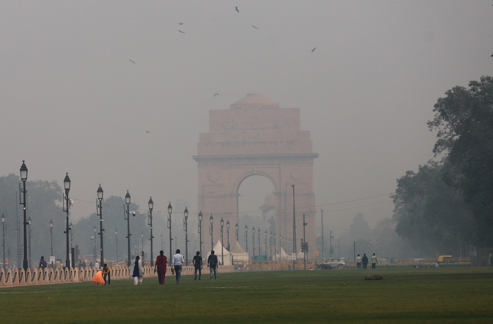 Hindistan'ın başkenti Yeni Delhi'de hava kirliliği tehlikeli seviyede 5