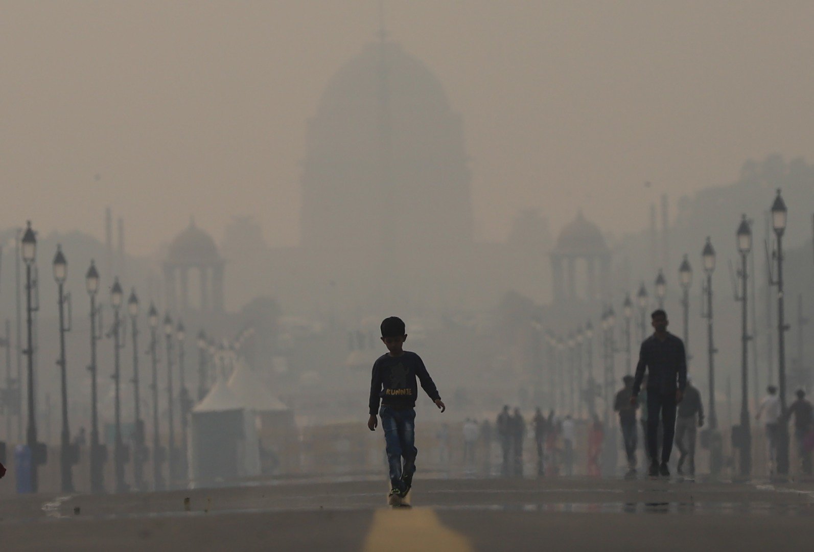 Hindistan'ın başkenti Yeni Delhi'de hava kirliliği tehlikeli seviyede 2