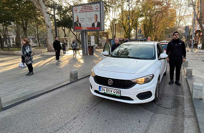 Saat 9’u 5 geçe Türkiye’de hayat 1 dakika durdu. Nazar etme ne olur çalış senin de olur 22