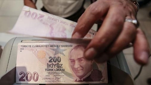 AKP'li siyasi memura ve emekliye yapılacak zammı ağzından kaçırdı. Memur ve emeklilere zam oranı belli oldu 40