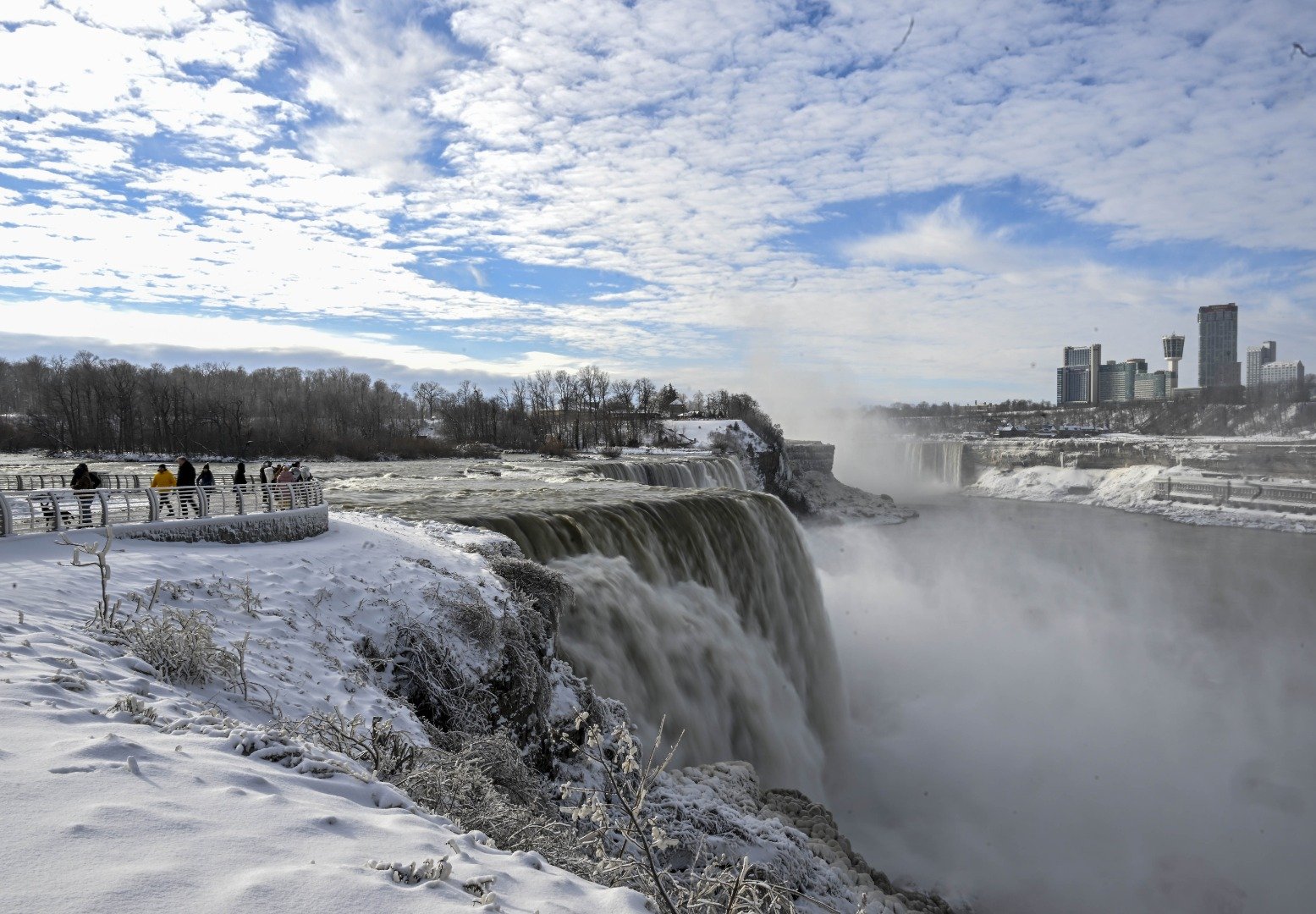 Gören şok oldu. Niagara şelaleleri dondu 40