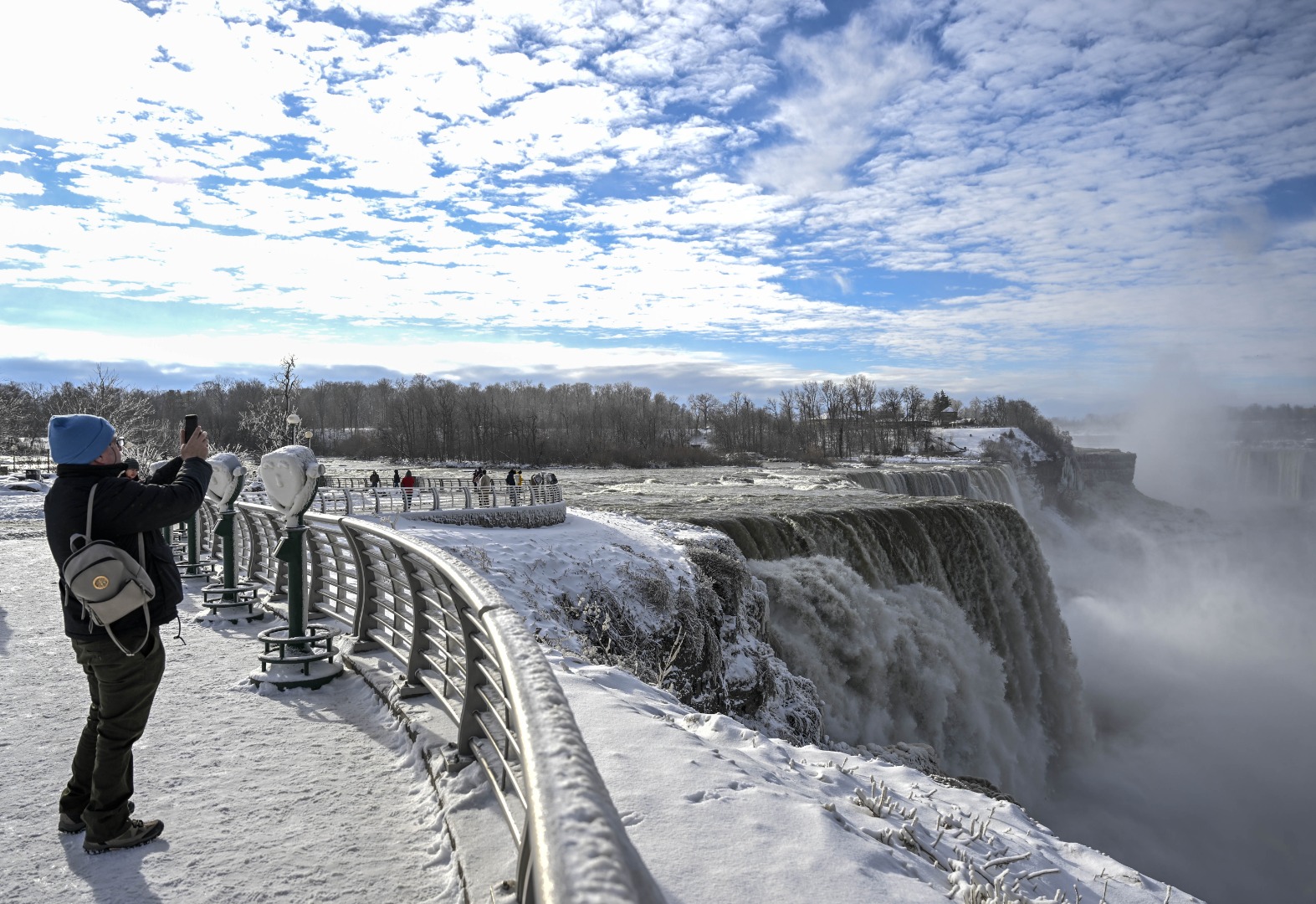 Gören şok oldu. Niagara şelaleleri dondu 41